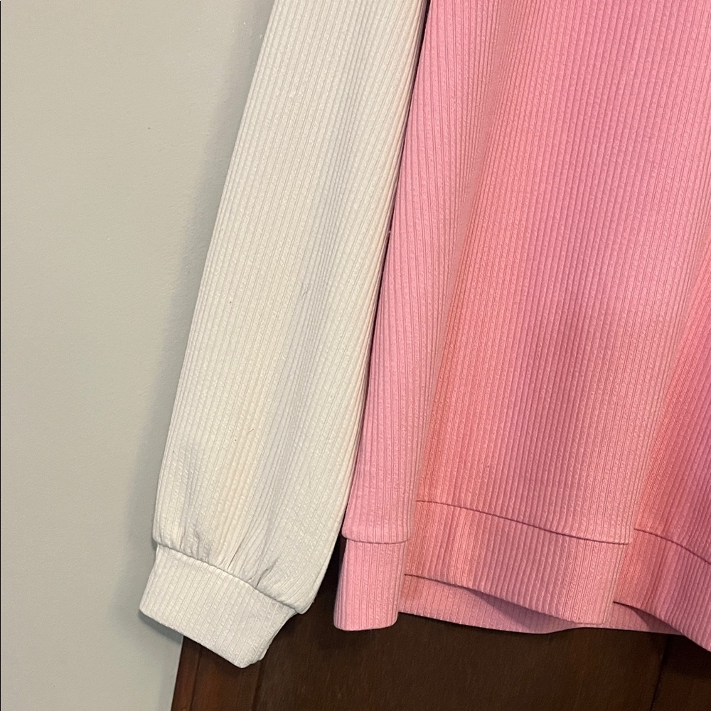 Wiholl Chic Colorblock Sweatshirt in Pink and Cream - Picture 4 of 8